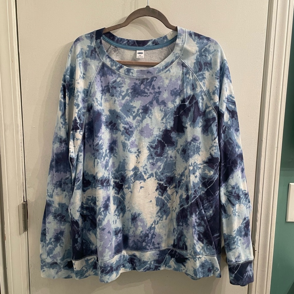 Old navy tye dye sweatshirt